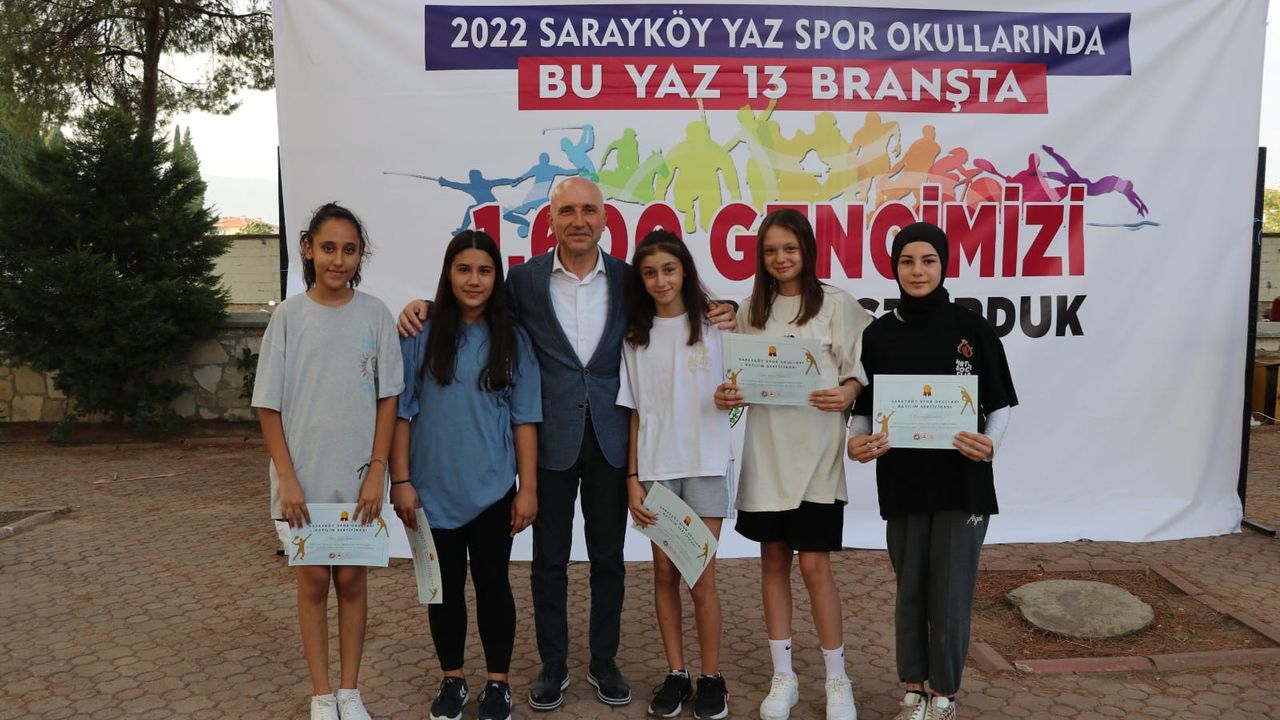 Sarayköy Yaz Spor Okulları’na şenlik havasında final