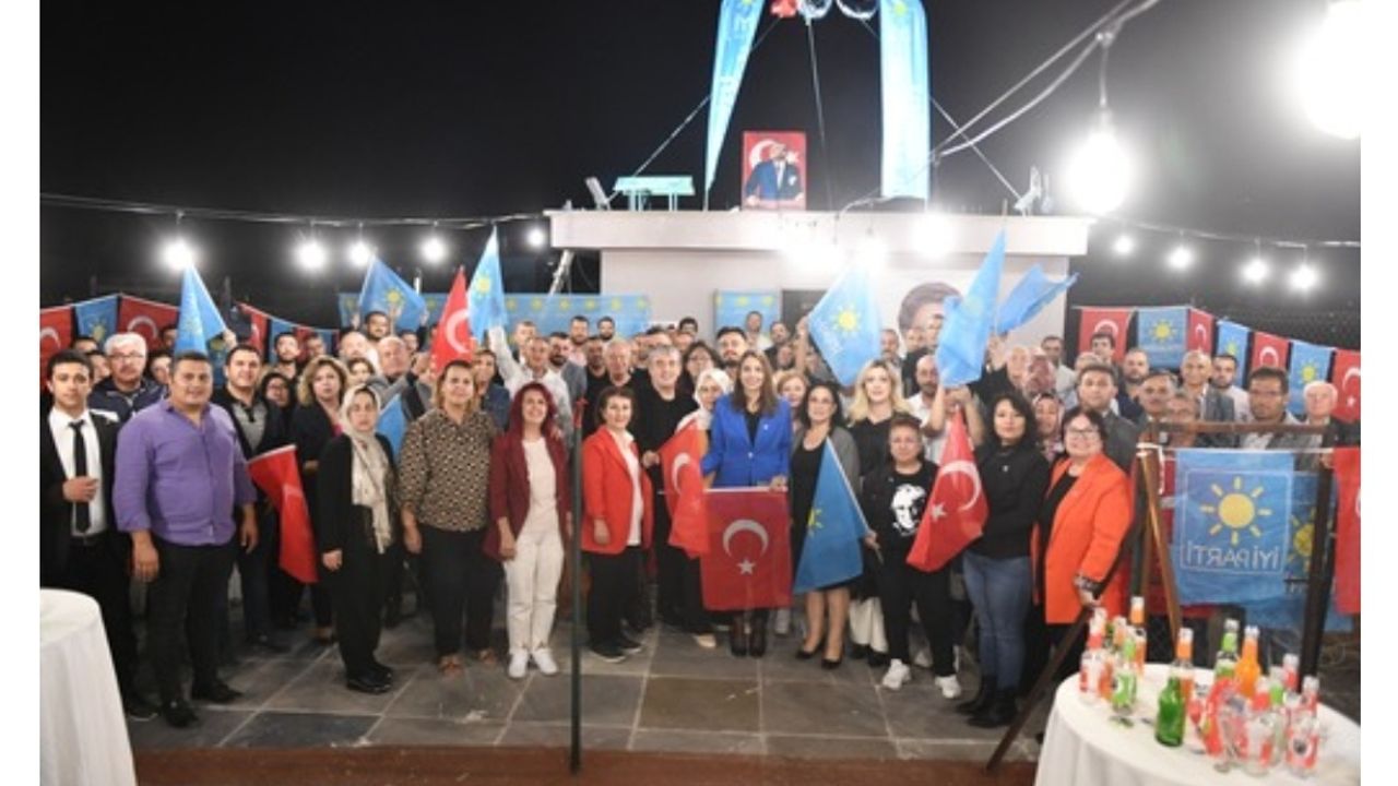 Denizli İYİ Parti İl Başkanı Nihan Cihan Özden'in 29 Ekim Cumhuriyet Bayramı Kutlama Mesajı