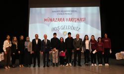 Münazara yarışmasının şampiyonu: Sarayköy Anadolu Lisesi