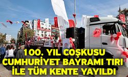 100. Yıl Coşkusu Cumhuriyet Bayramı Tırı İle Tüm Kente Yayıldı