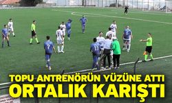 Topu antrenörün yüzüne attı, ortalık karıştı