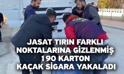 JASAT tırın farklı noktalarına gizlenmiş 190 karton kaçak sigara yakaladı