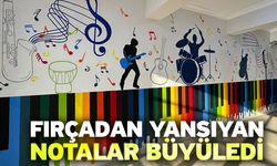 Fırçadan Yansıyan Notalar Büyüledi