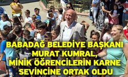 Babadağ Belediye Başkanı Murat Kumral, minik öğrencilerin Karne Sevincine Ortak Oldu