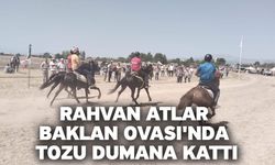 Rahvan atlar Baklan Ovası'nda tozu dumana kattı