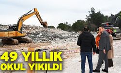 49 Yıllık Okul Yıkıldı