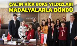 Çal’ın kick boks yıldızları madalyalarla döndü