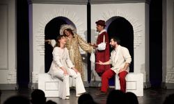 Doğan; "Tiyatro ortak değerlerin yaşatılmasında çok önemli bir yere sahiptir"