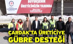 Çardak’ta Üreticiye Gübre Desteği