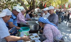 Gülsever Mevlid Kandili’nde Vatandaşlarla Buluştu