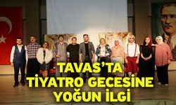 Tavas’ta tiyatro gecesine yoğun ilgi