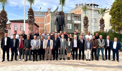 Konya’dan Muhtarlar Günü Mesajı: “Demokrasinin Temel Taşları Muhtarlarımızdır”
