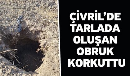 Çivril’de Tarlada Oluşan Obruk Korkuttu