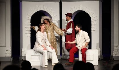 Doğan; "Tiyatro ortak değerlerin yaşatılmasında çok önemli bir yere sahiptir"