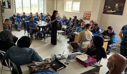 Babadağ Belediyesi Personeline Sağlık ve Hijyen Eğitimi