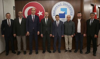 Pamukkale Horozları Takımına Şampiyonluk Kupası ve Madalyalar TÜSF Başkanı Prof. Dr. Türkmen Tarafından Takdim Edildi