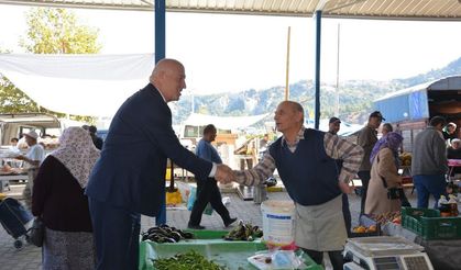 Kumral Salı Pazarı’nda Esnaf ve Vatandaşlarla Buluştu