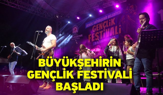 Cumhuriyetin 100. Yılına özel festivalde gençler doyasıya eğleniyor