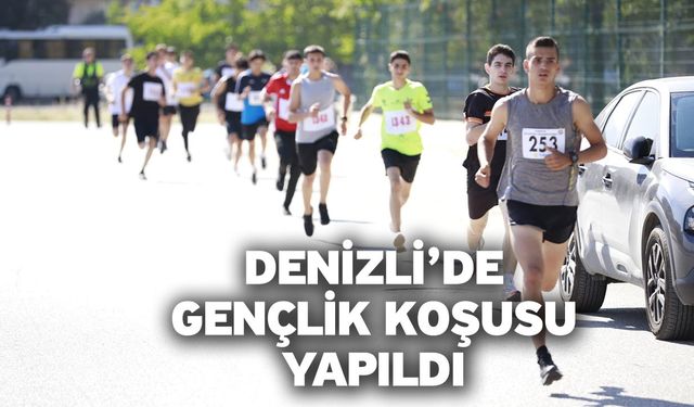 Denizli’de Gençlik Koşusu yapıldı