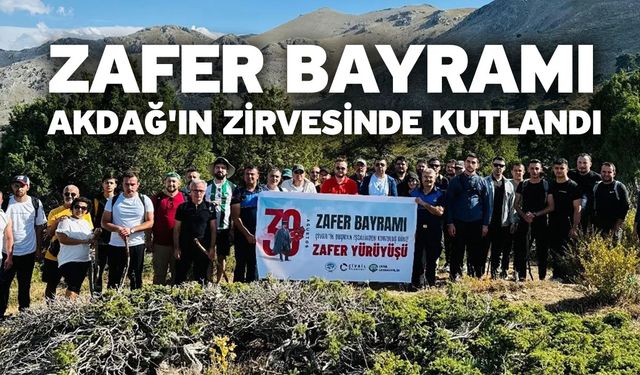 Zafer Bayramı Akdağ'ın zirvesinde kutlandı