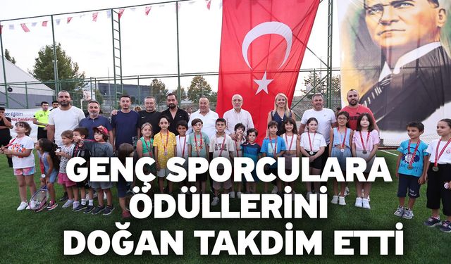 Zafer Bayramı Spor Turnuvalarının Ödül Töreni Gerçekleştirildi