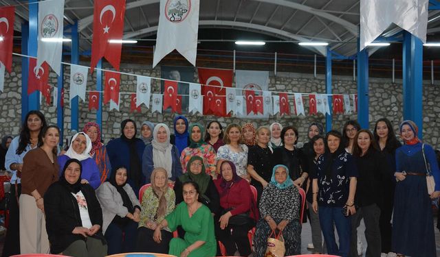 Babadağ’da Kadınlar Şenlikle Buluştu