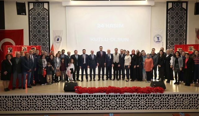 Tatık, Öğretmenler Gününde öğretmenleri yalnız bırakmadı