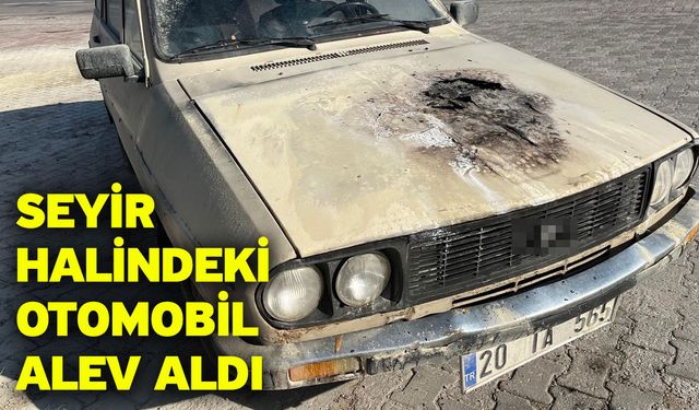 Seyir halindeki otomobil alev aldı