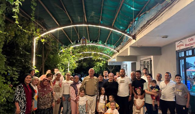 Kumral Kelleci Mahallesi’nde Vatandaşlarla Aynı Sofrada Buluştu