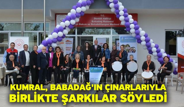 Kumral, Babadağ'ın çınarlarıyla birlikte şarkılar söyledi