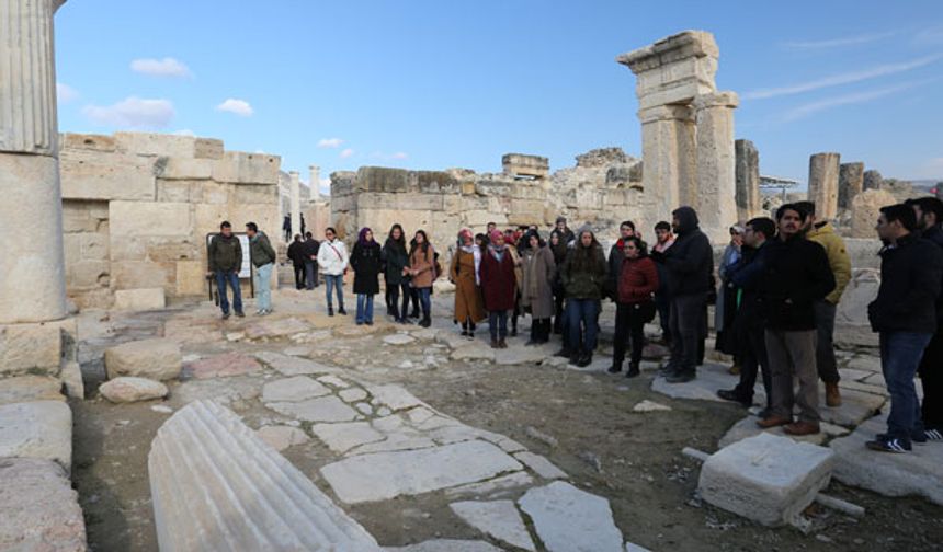  DENİZLİ PAÜ ÖĞRENCİLERİN BULDAN GEZİSİ