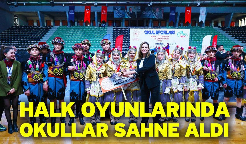 Halk Oyunlarında Okullar Sahne Aldı