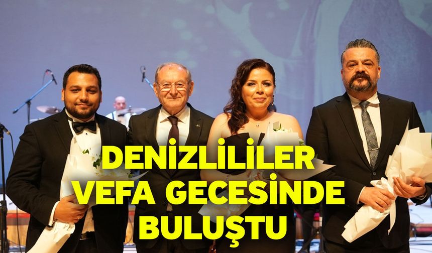 Edip Akbayram şarkılarıyla unutulmaz bir konser
