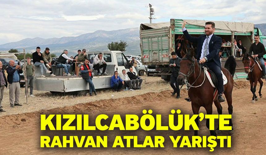 Kızılcabölük’te Rahvan Atlar Yarıştı