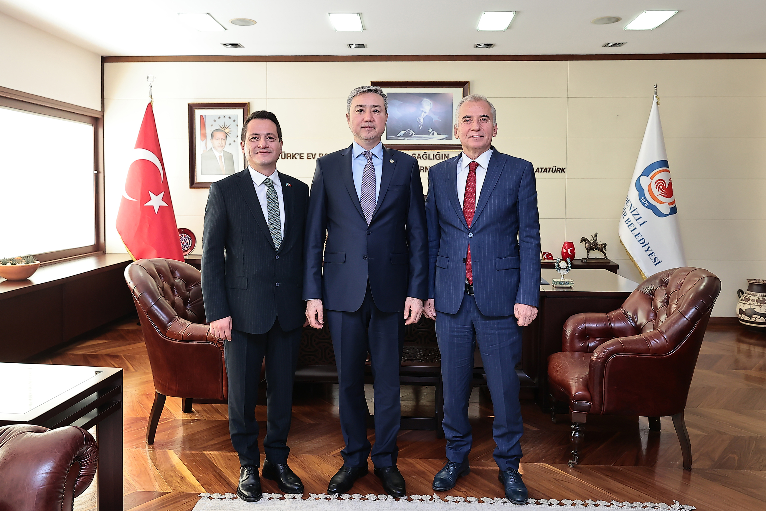 Kazakistan Büyükelçisi'nden Başkan Zolan’a ziyaret (3)