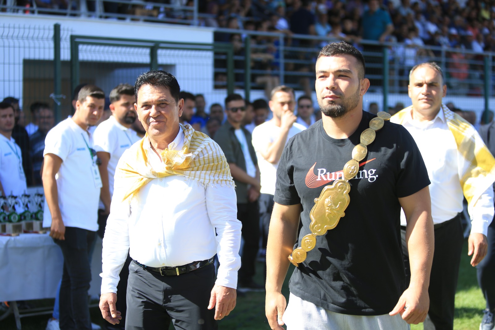 DENİZLİ YAĞLI GÜREŞLERİNİN AĞASI HAY (3)