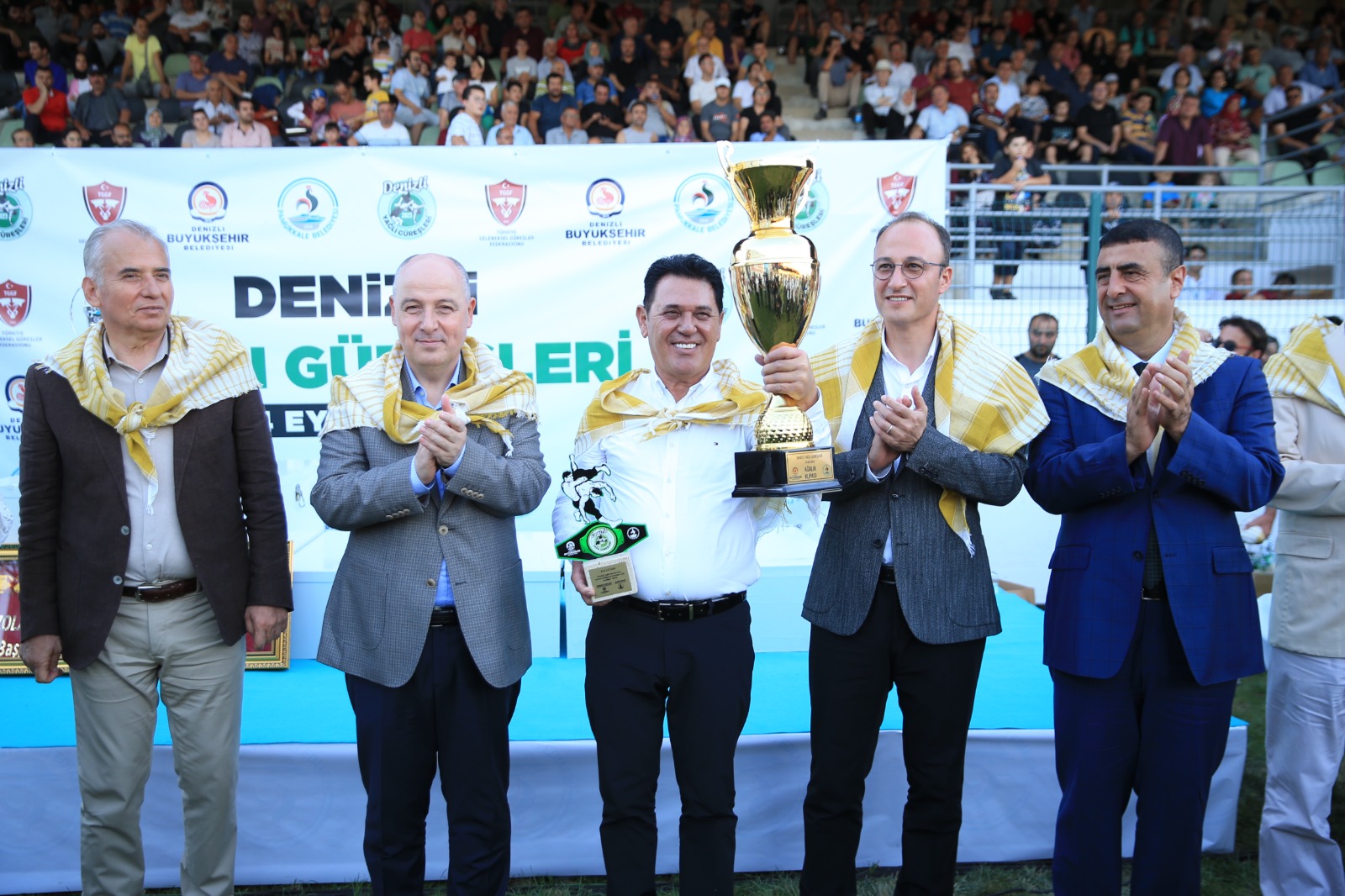 DENİZLİ YAĞLI GÜREŞLERİNİN AĞASI HAYATİ (1)