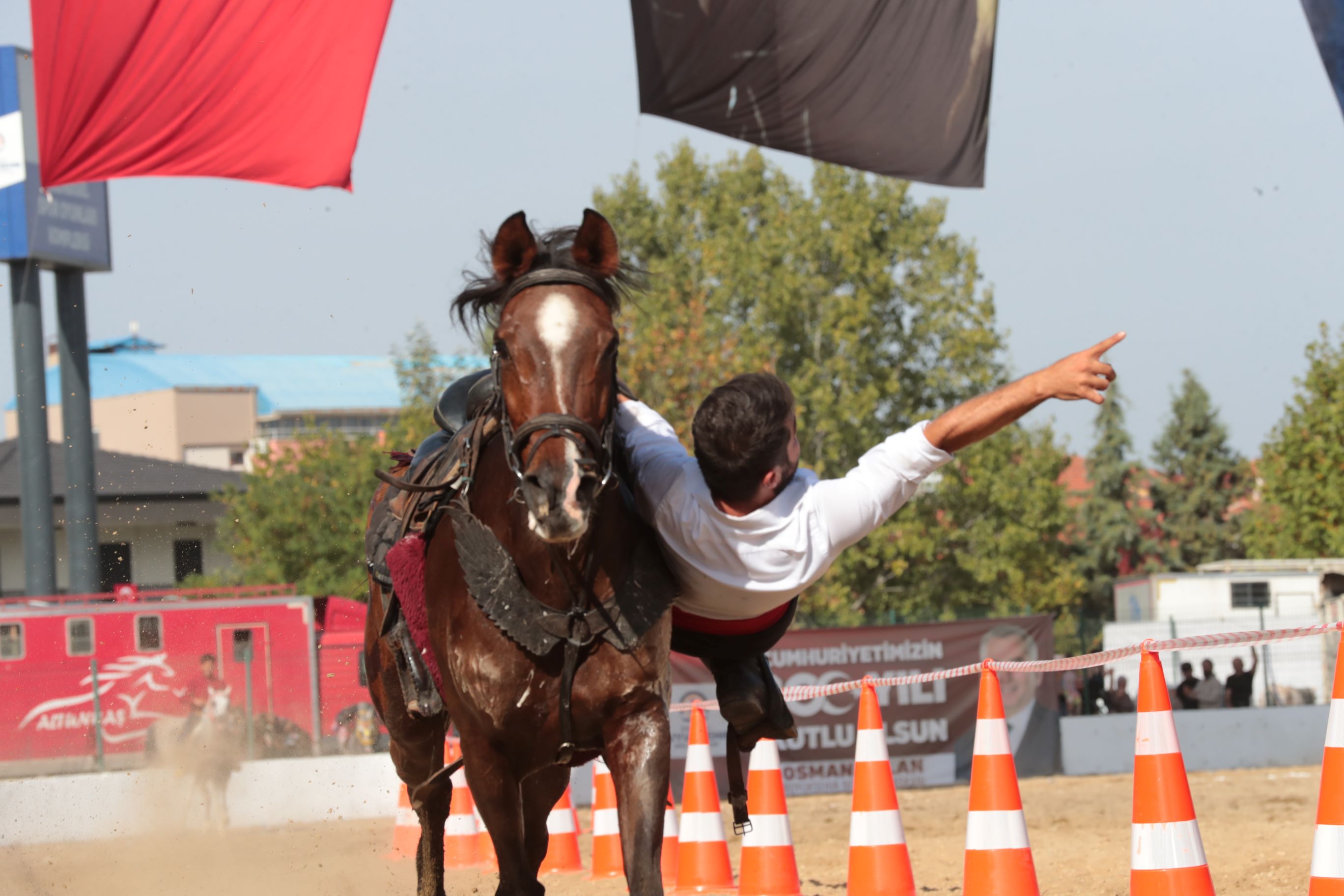 Geleneksel Türk Spor Oyunları nefesleri kesti (6)