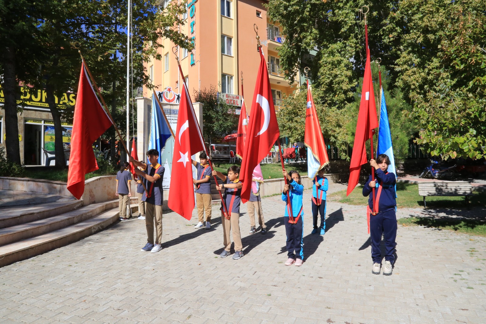 2024 2025 Eği̇ti̇m Öğreti̇m Yili İlköğreti̇m Haftasi Çameli̇’de Coşkuyla Kutlandi (6)