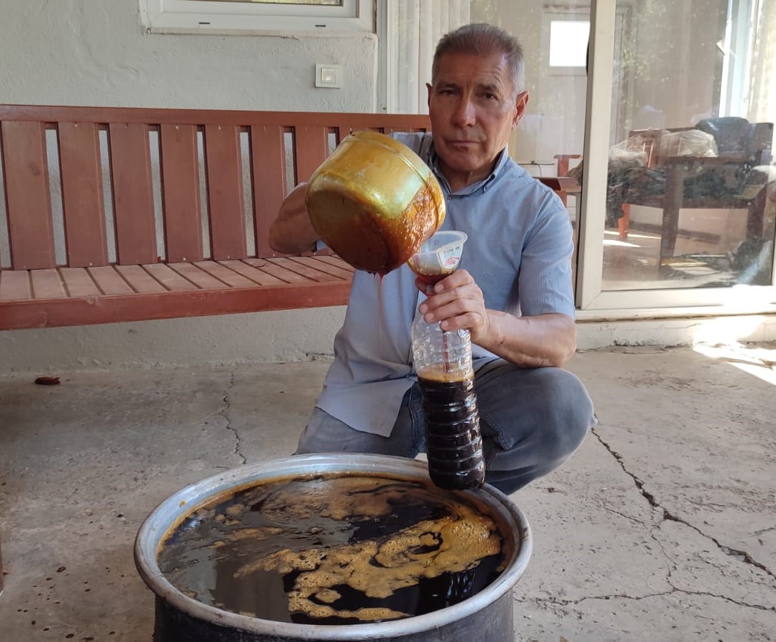 Tarlada kalan karpuzlar pekmeze dönüştü - Pamukkale Haber | Denizli Haber - Denizli Haberleri