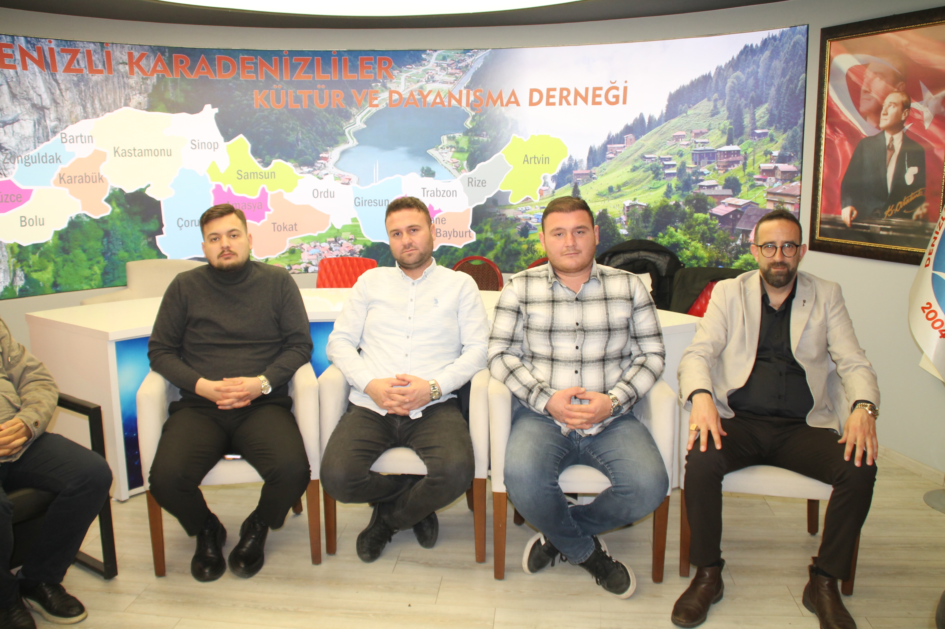 Anahtar Partililer Başsağlığı Için Gitti (6)