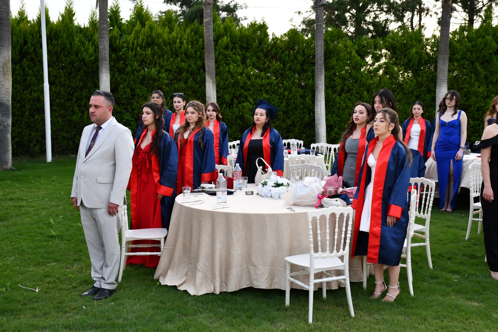 Akem Ai̇lesi̇ 10. Yilinda Da Öğrenci̇leri̇ni̇ Gururla Uğurladi (14)
