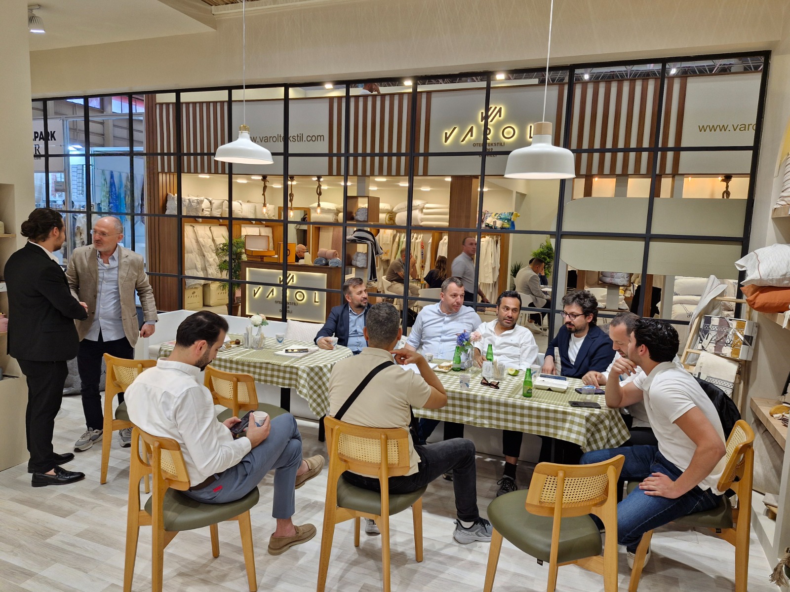 “İyi Geceler İstanbul” Kalitesiyle Fark Yaratıyor (5)