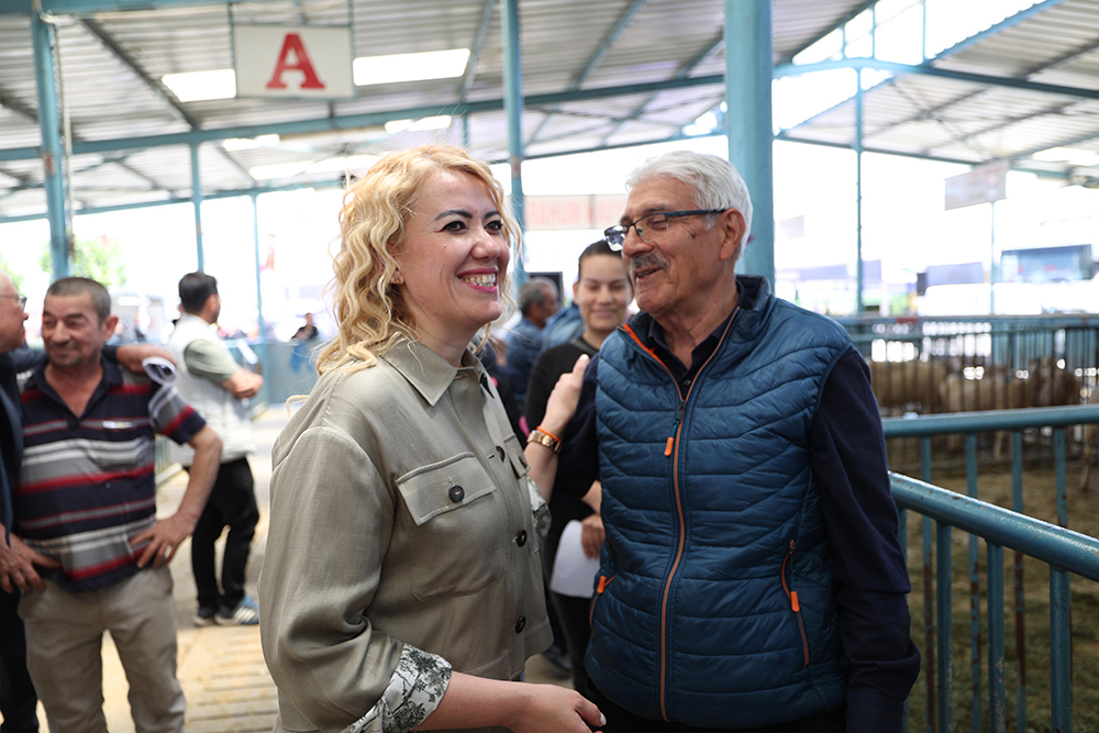 Merkezefendi̇ Beledi̇yesi̇ Kendi̇ Üreti̇m Döngüsünü Oluşturdu (38)