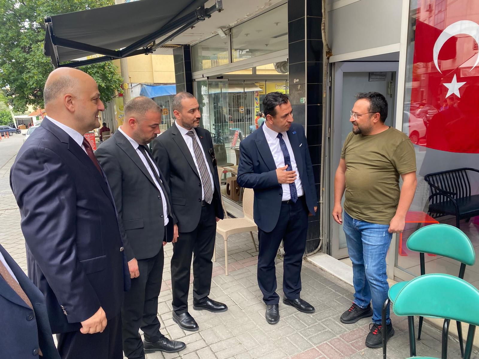 Anahtar Parti Gözünü Kararsızlara Çevirdi (2)