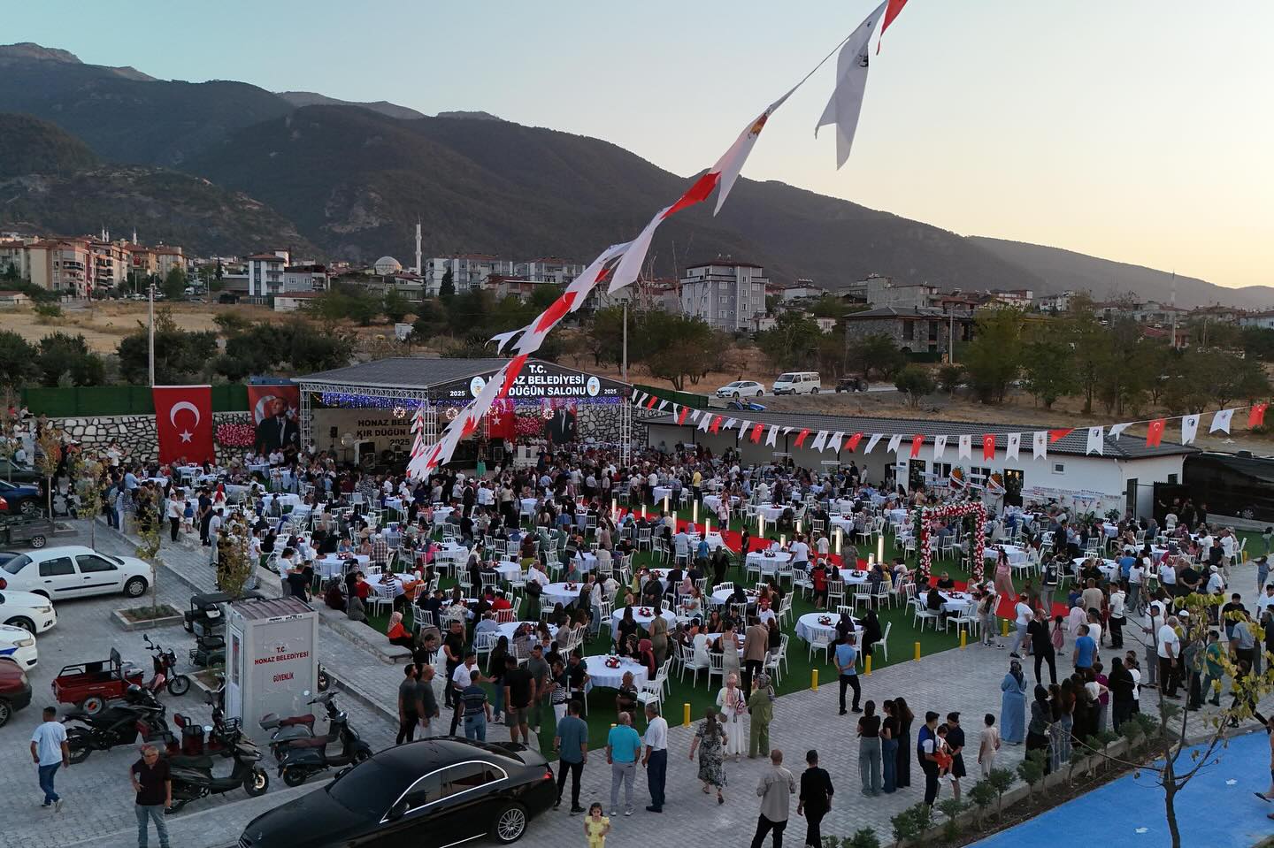 540688786 18160393354372791 2645594685229461477 N