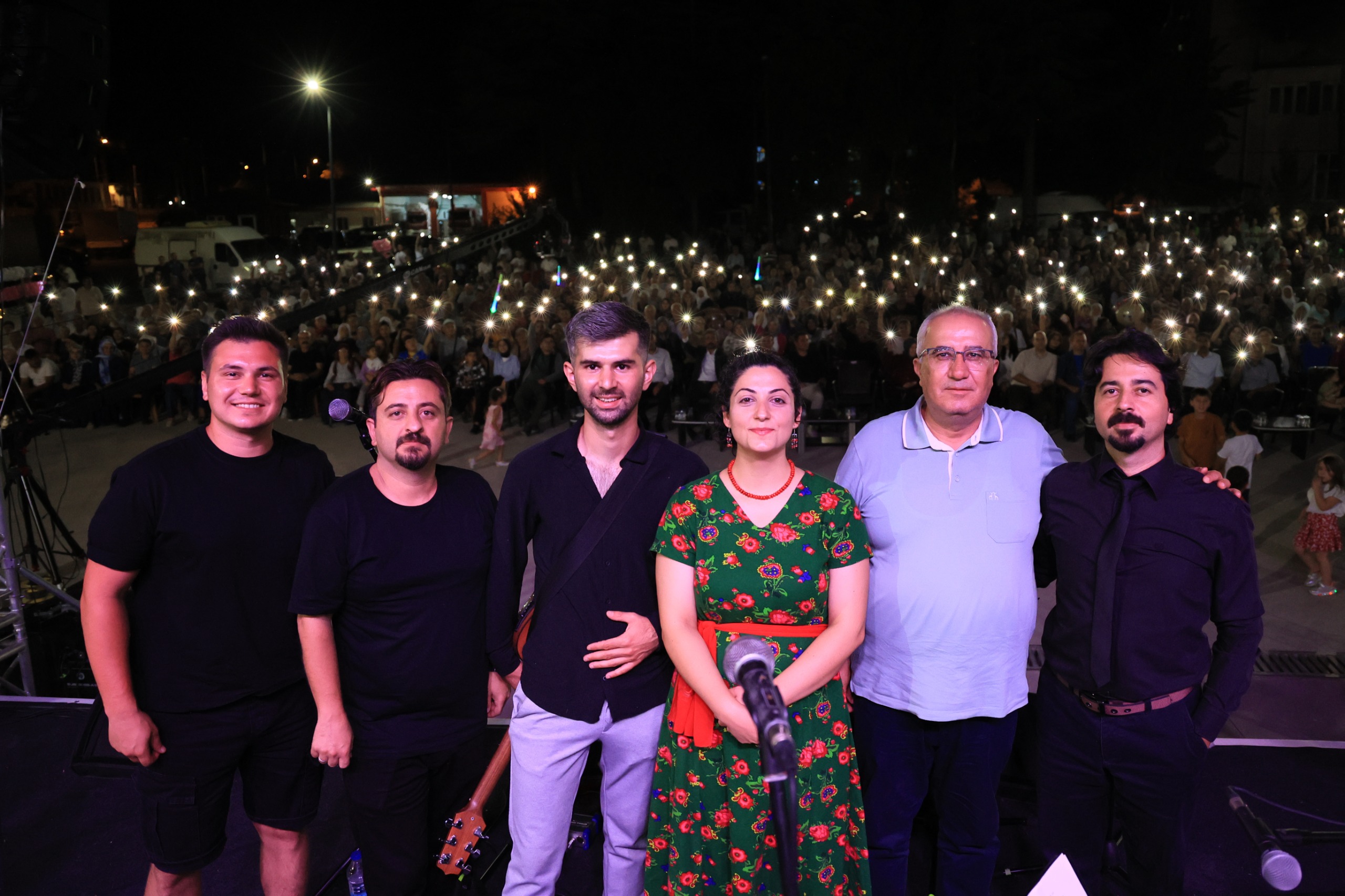 Çameli̇ Festi̇vali̇’ni̇n İki̇nci̇ Günü Coşkulu Konserlerle Renkli̇ Geçti̇ (4)