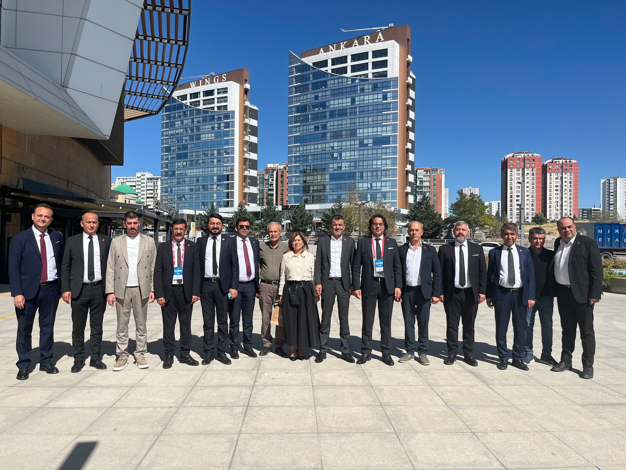 549991981 25626719476916835 7974361021645868461 N