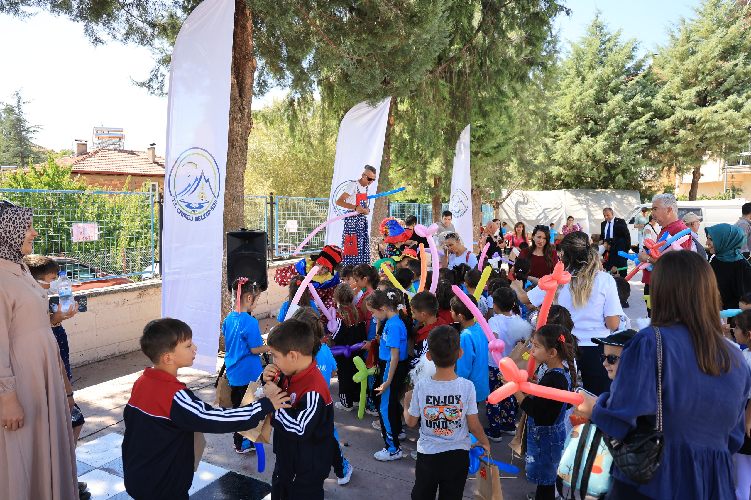 Çameli̇’nde 2025 2026 Eği̇ti̇m Öğreti̇m Yili Coşkuyla Başladi (1)