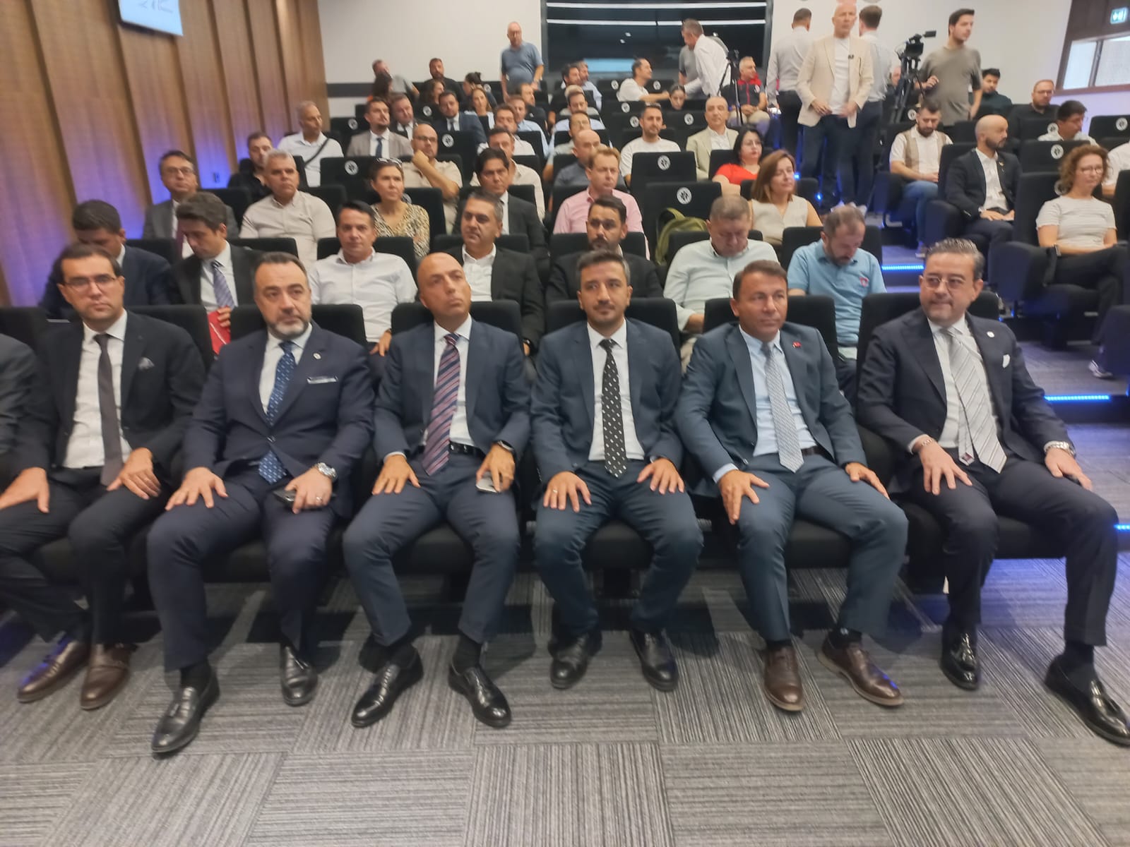 Deni̇zli̇ Sanayi̇si̇ Zorlu Süreçten Geçi̇yor! Yüksek Fai̇z Ve Kredi̇ Eri̇şi̇mi̇ Sorunu İştah Kaybina Neden Oldu (3)